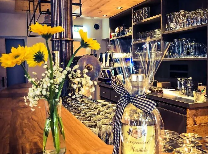 Im Stern Inklusive Koenigscard * אונטראמרגאו